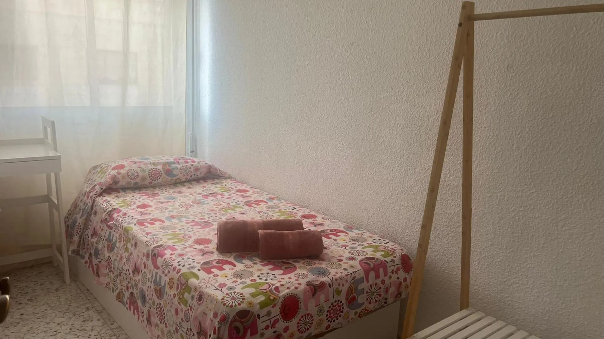 Apartment Tuguest Almeria Centro Spain